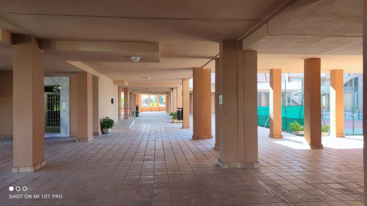 Salobrena - Primera Linea De Playa Junto Al Paseo Maritimo מראה חיצוני תמונה