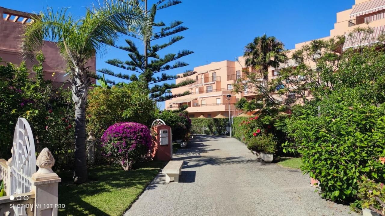 Salobrena - Primera Linea De Playa Junto Al Paseo Maritimo מראה חיצוני תמונה